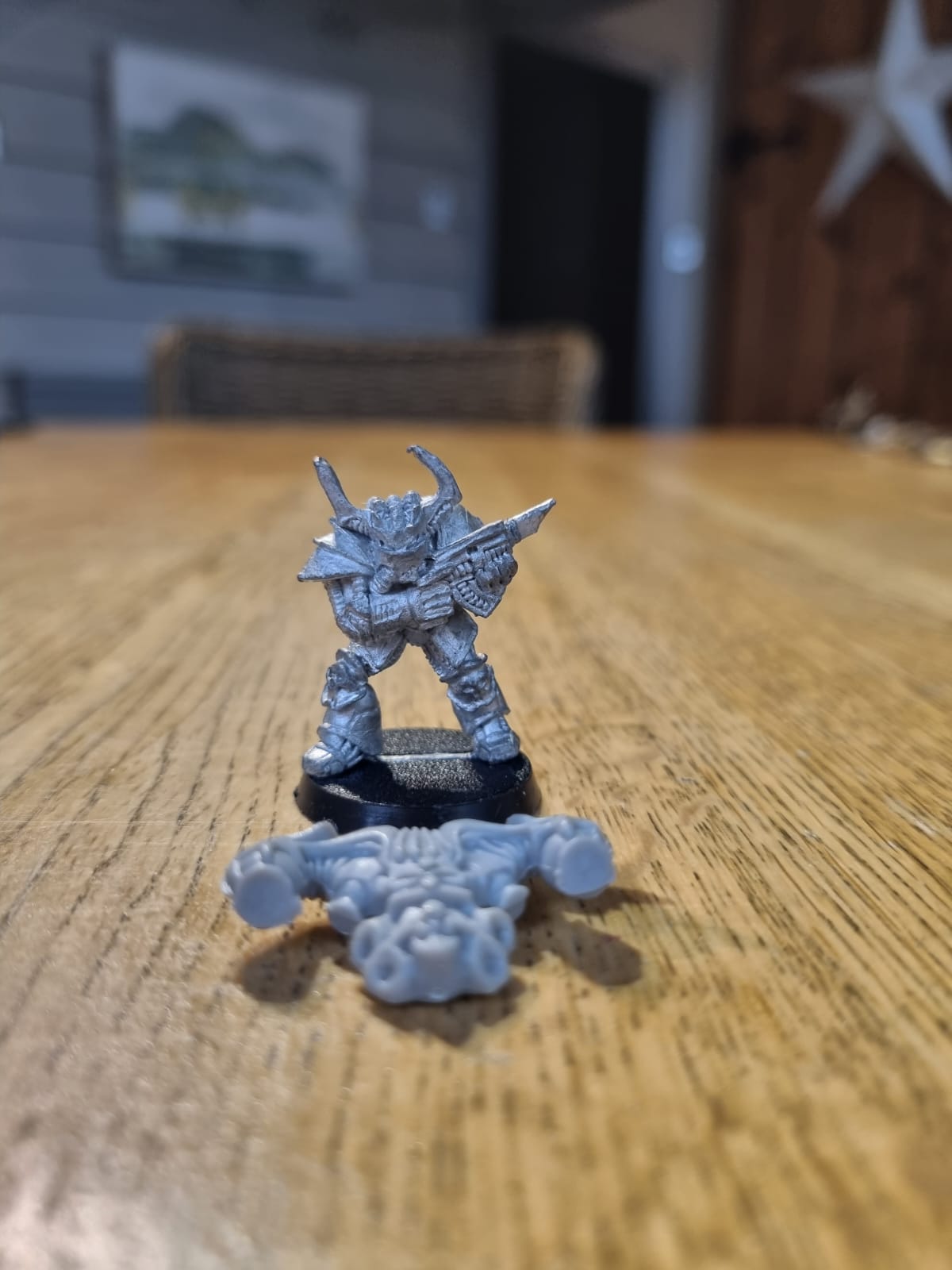 Warhammer 40k Rogue Trader Chaos Space Marine renegade with bolter - Metal with back pack