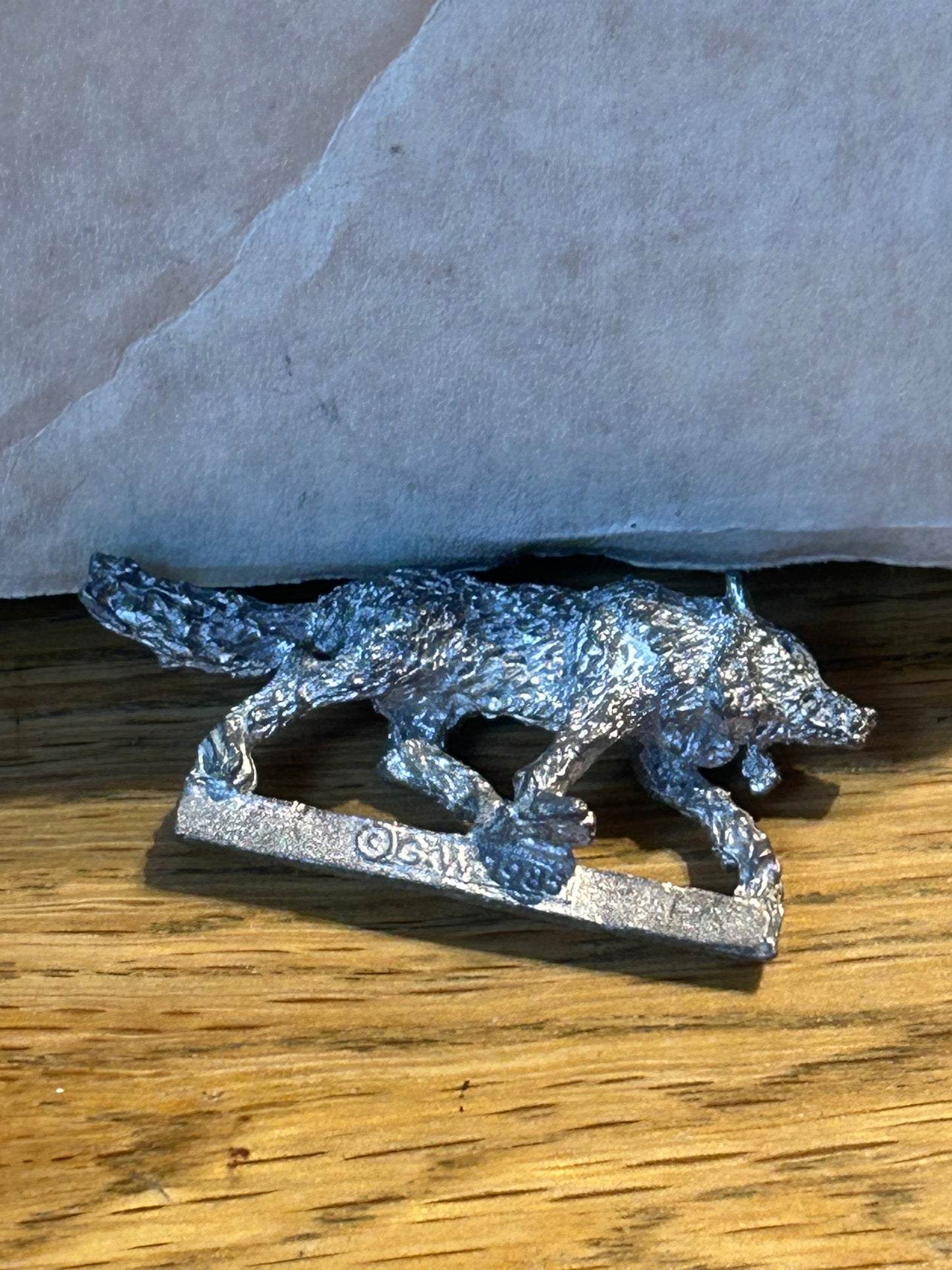 Warhammer fantasy goblin wild riders wolf growler (tab has some bending but would fit in a base easily)
