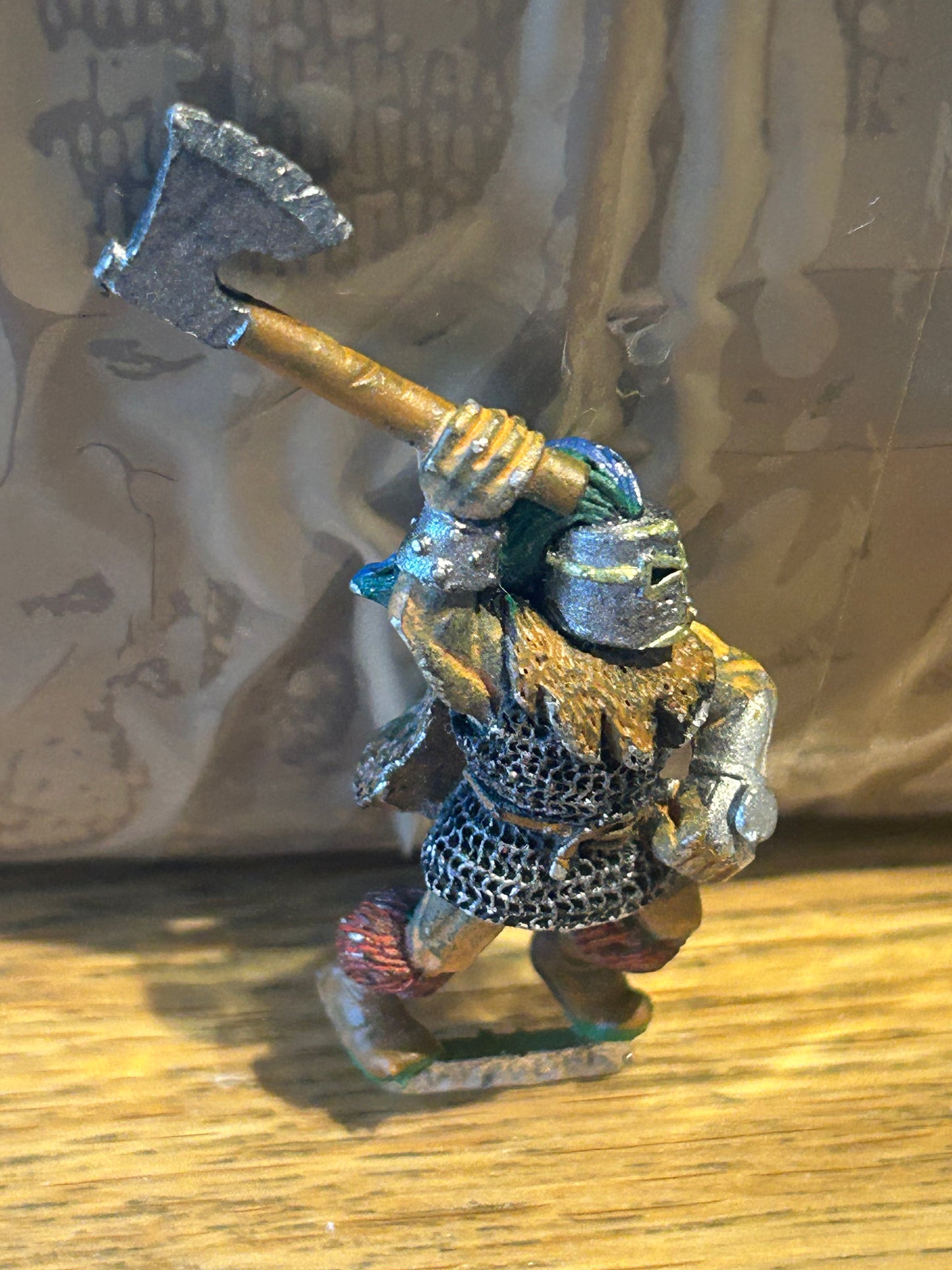 Warhammer fantasy chaos Norse marauder with axe