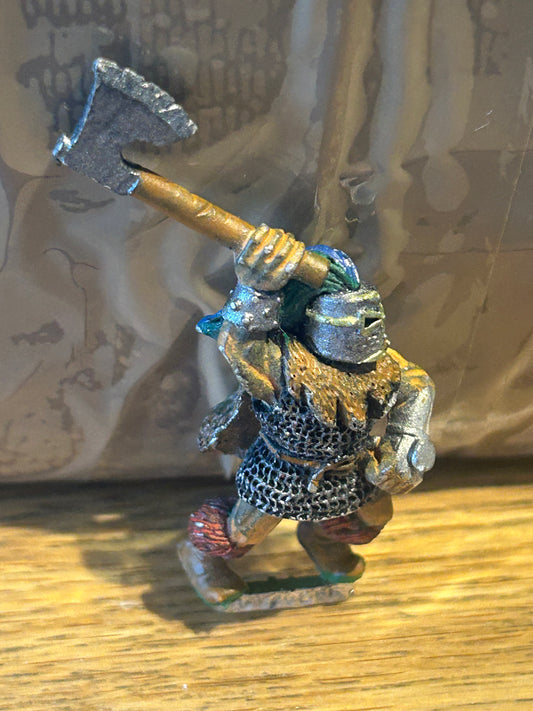 Warhammer fantasy chaos Norse marauder with axe
