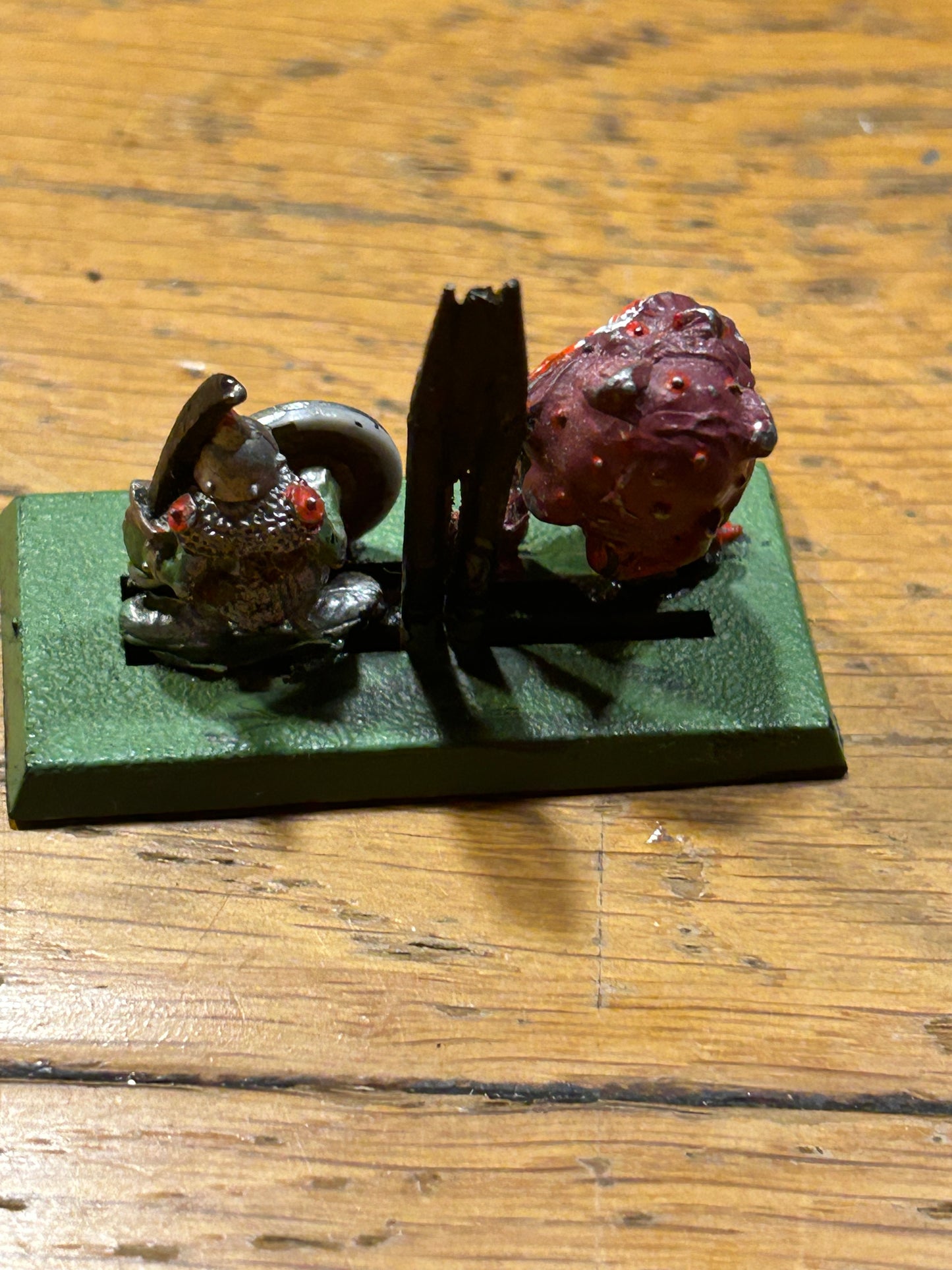 Warhammer fantasy night goblin squig and goblin with sword Kev Adams