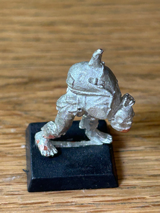 Mordheim dreg . Missing spear or club arm. Metal. Warhammer. Games Workshop.