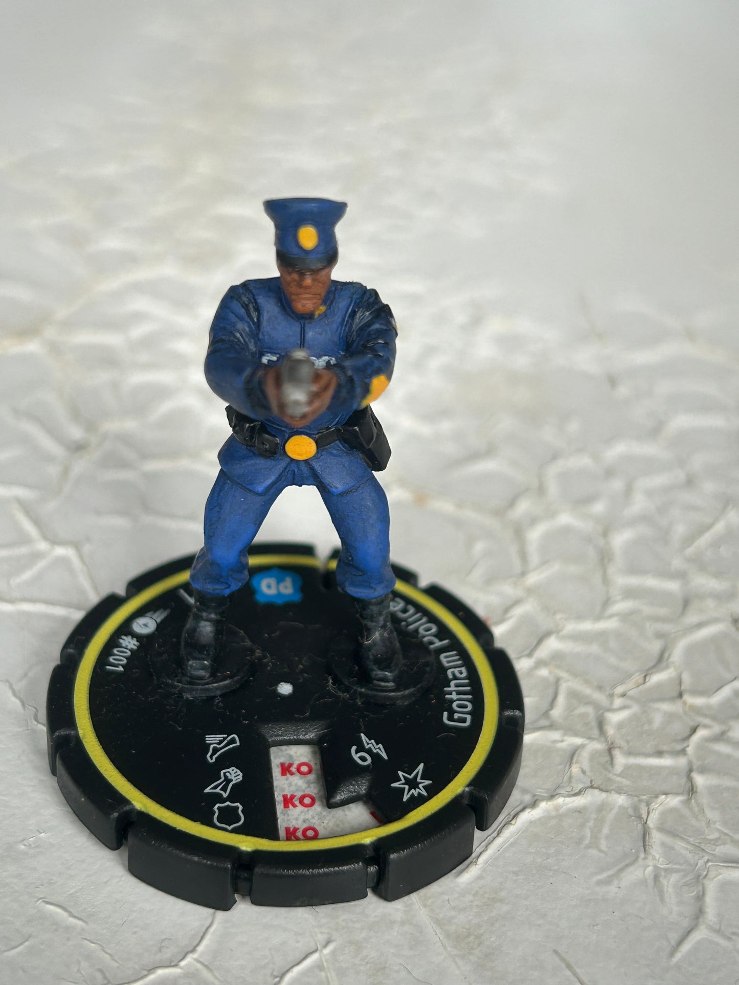 DC Heroclix Hypertime GOTHAM POLICEMAN #001 rookie