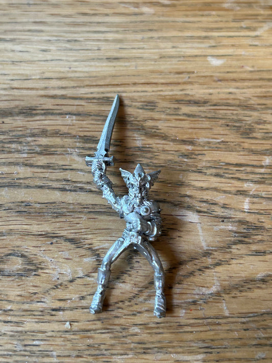 Citadel Miniature - Elf w. Sword  - DRAG7 Dragon Masters - DRAGONRIDER