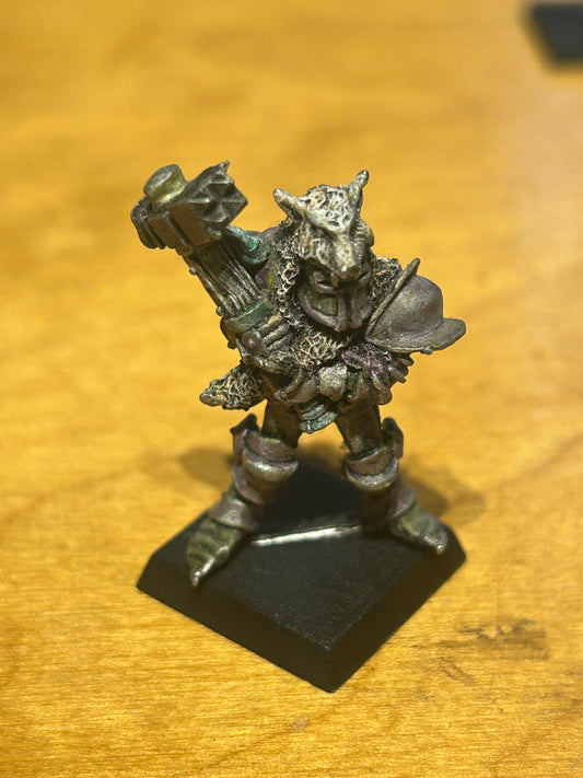 Citadel F2 Lord of Battle Ehrhard / Sir Roland Dungeonquest Knight Empire Metal