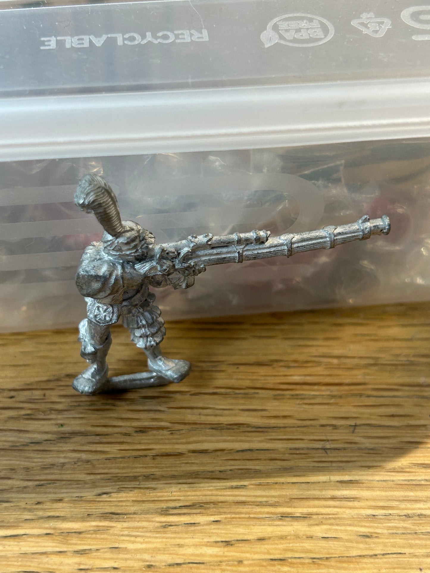 Warhammer fantasy War Wagon Crewmember With Hochland Long Rifle Metal Empire Old World