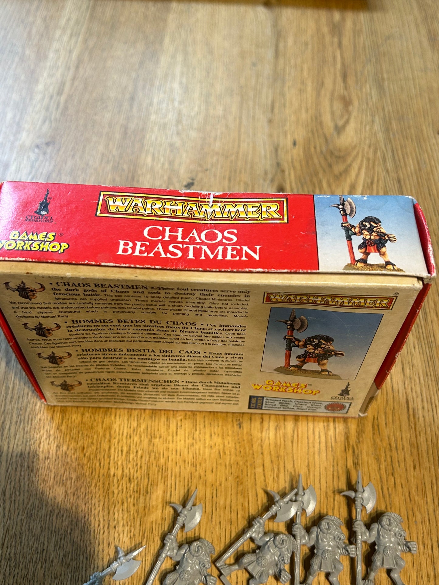 Warhammer fantasy chaos beastmen monopose x9 with box (box has some wear)