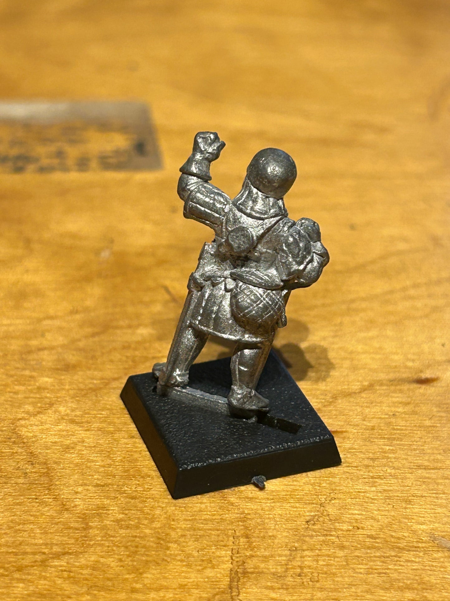 Warhammer fantasy unlisted bretonnian brigand with damaged spear