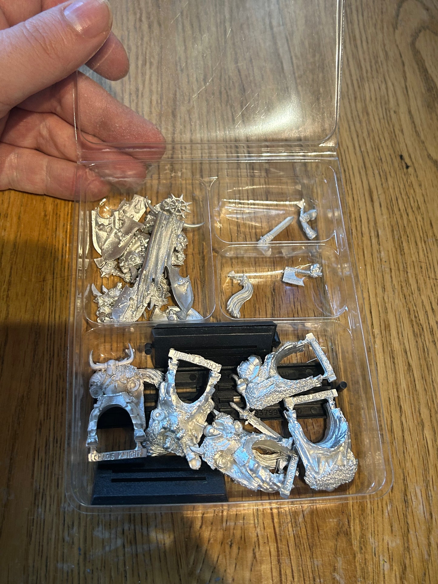 Warhammer Fantasy Age Of Sigmar 2000 Knights Of Chaos With Command Metal Boxed