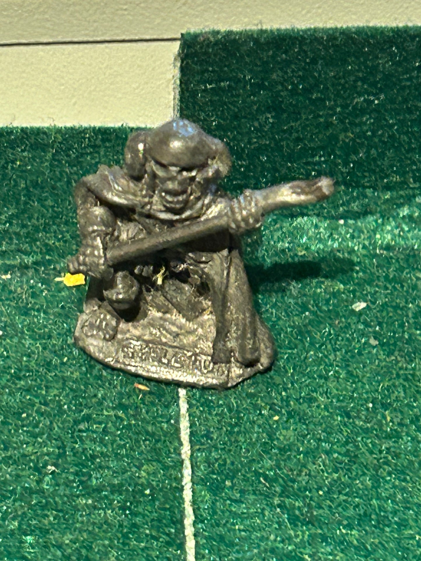 Warhammer fantasy c17 skeleton zolbob blackcowl (missing scythe blade)