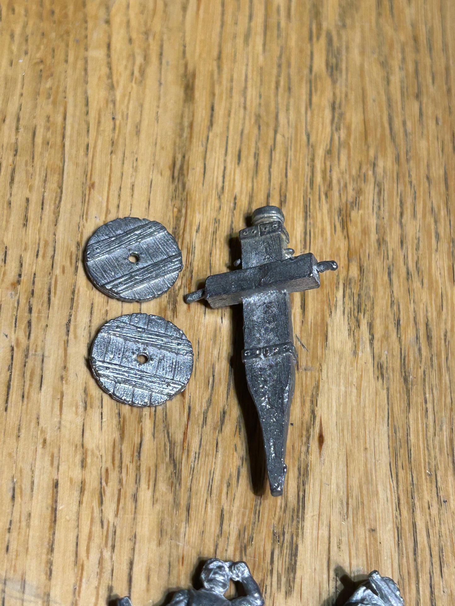 Rare OOP Citadel DS1, C22 - CANNON Bretonnian Empire with crew