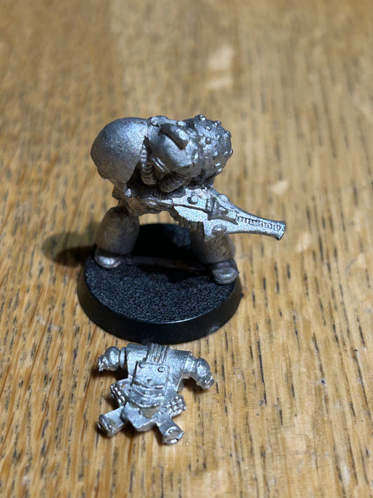 Rogue Trader Space Marine Brother Fielding Shuriken Catapult Citadel Metal