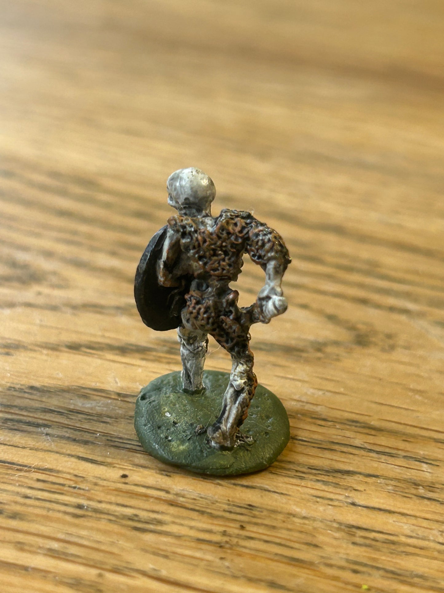 Vintage Citadel 1980s Fantasy Tribes FTS1 “ Skeleton advancing c/w Sword “
