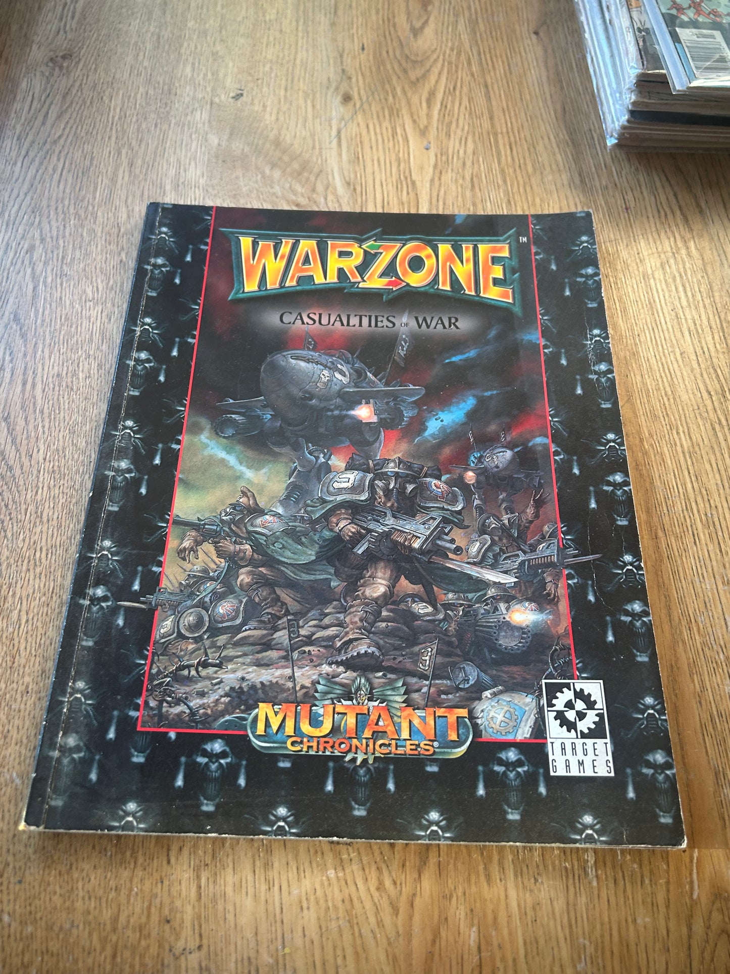 A31655 WARZONE MUTANT CHRON HHG HEARTBREAKER ARMY BOOK PLAYED CASUALTIES OF WAR (has some paint on it)