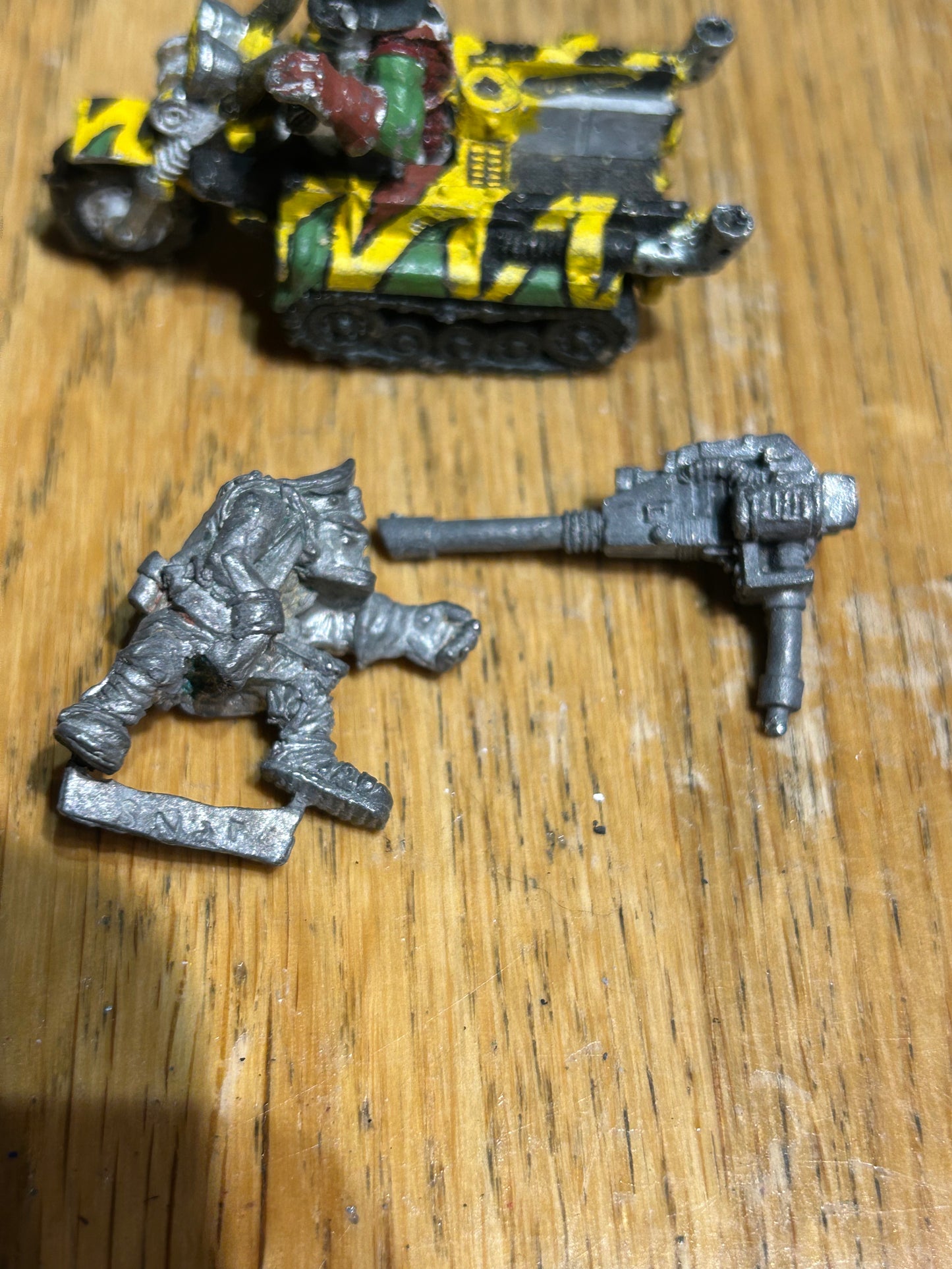 Citadel Games Workshop Warhammer 40K Rogue Trader Ork Wartrak Wartrakk