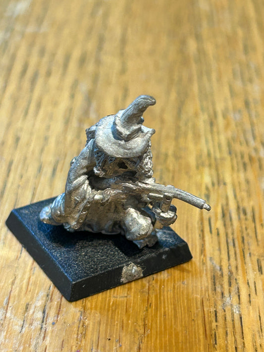 Wizard With Sub Machine Gun LE7 SMG Limited Metal Citadel Rare 80s