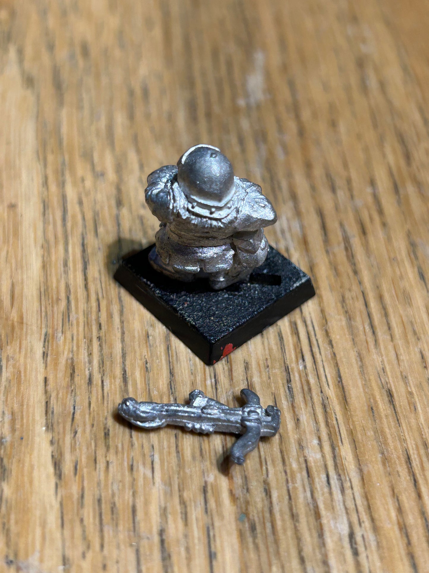 Citadel Games Workshop Marauder MM15 Dwarf Crossbowman Crossbow 1980s Metal with plug-in crossbow