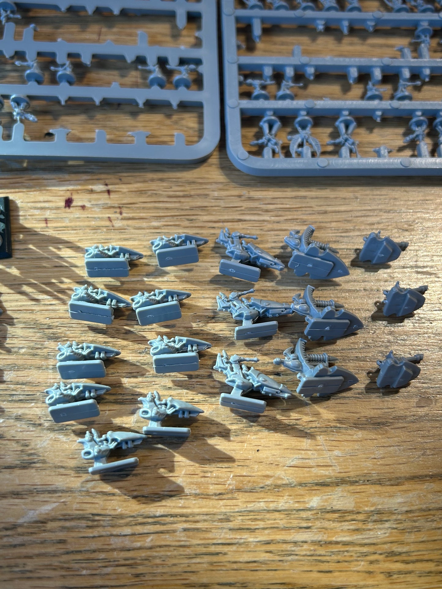 Epic 40k Eldar War Host Box Set, 163/165 Models Included (two models missing and one swooping hawk is broken off base)