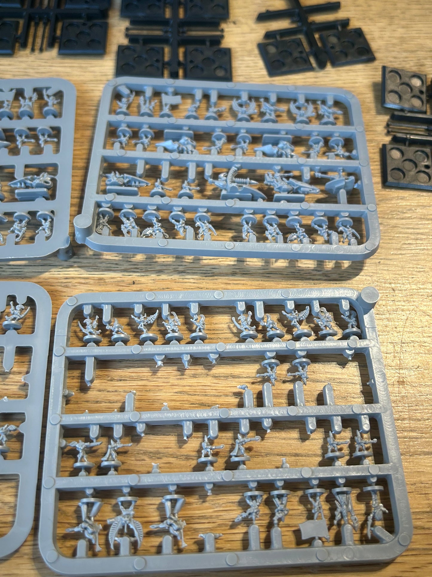 Epic 40k Eldar War Host Box Set, 163/165 Models Included (two models missing and one swooping hawk is broken off base)