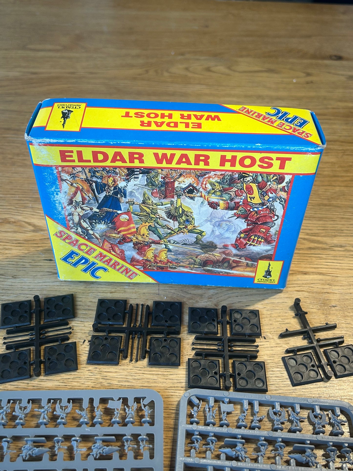 Epic 40k Eldar War Host Box Set, 163/165 Models Included (two models missing and one swooping hawk is broken off base)