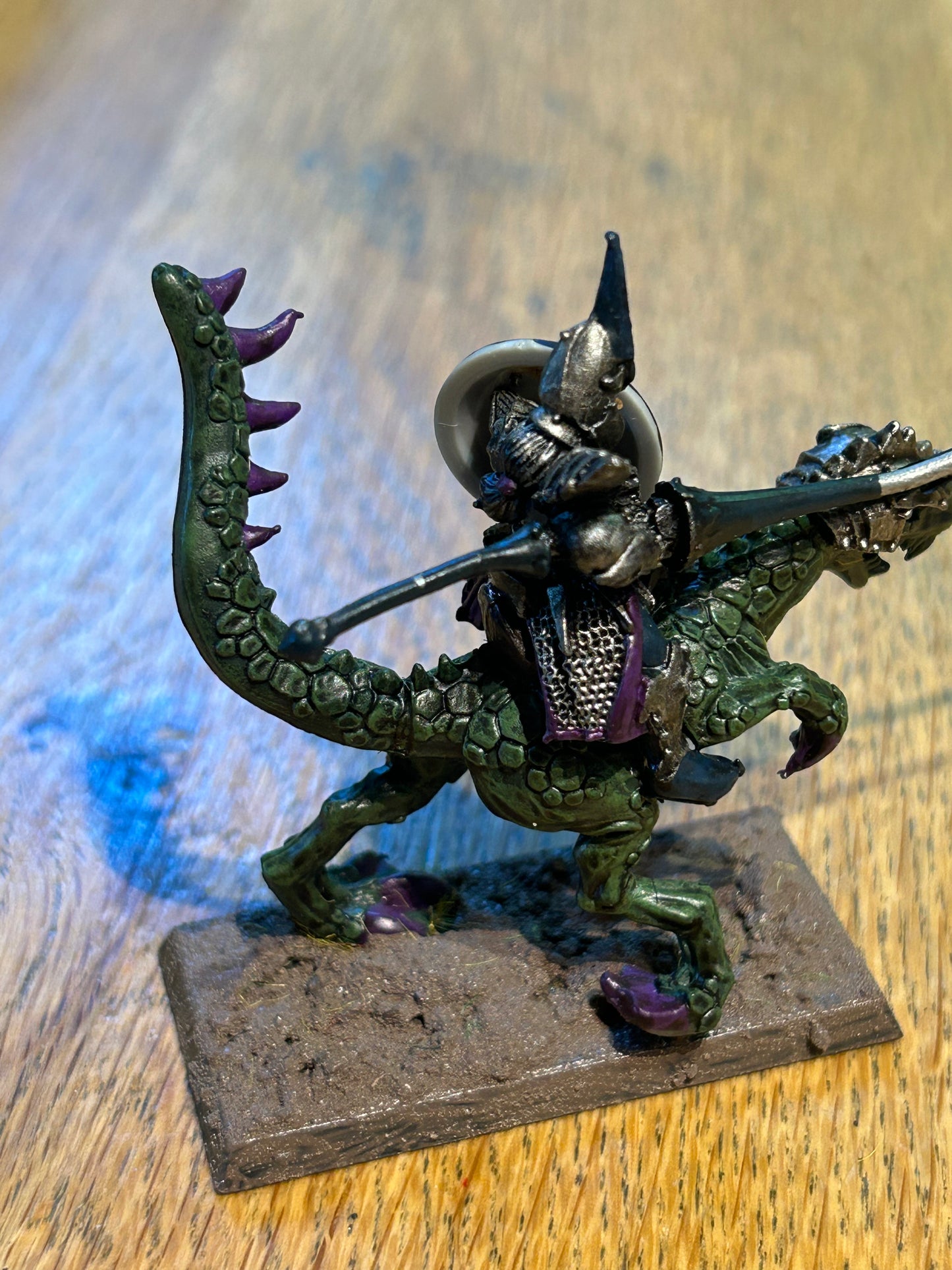Warhammer fantasy dark elf cold one knight