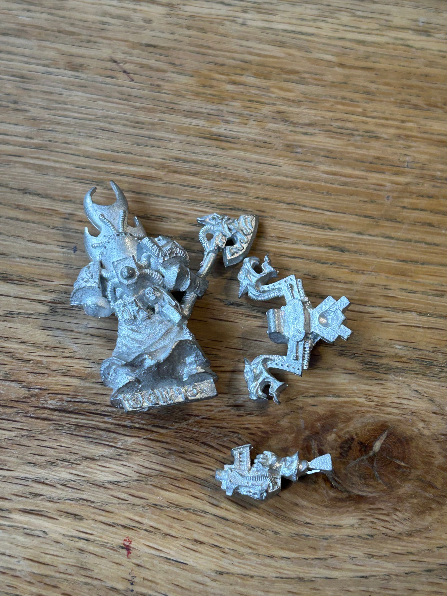 Warhammer 40k - Chaos - Classic Metal Sorcerer