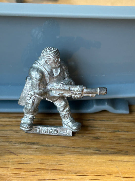 #B64 Warhammer 40K Astra Militarum Catachan Heavy Bolter Loader 1994 Metal