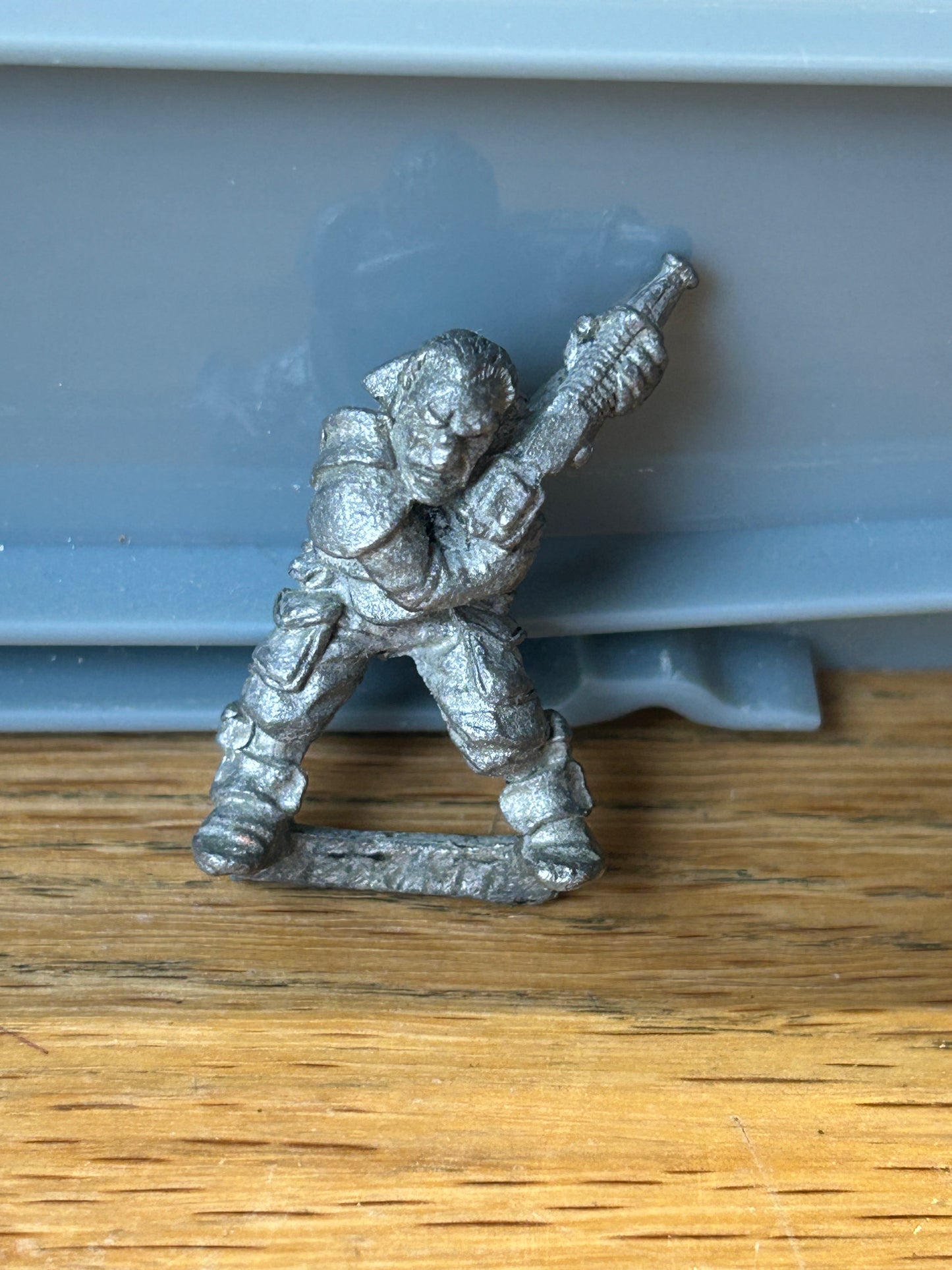 Rogue Trader Imperial Guardsman with autogun or space pirate