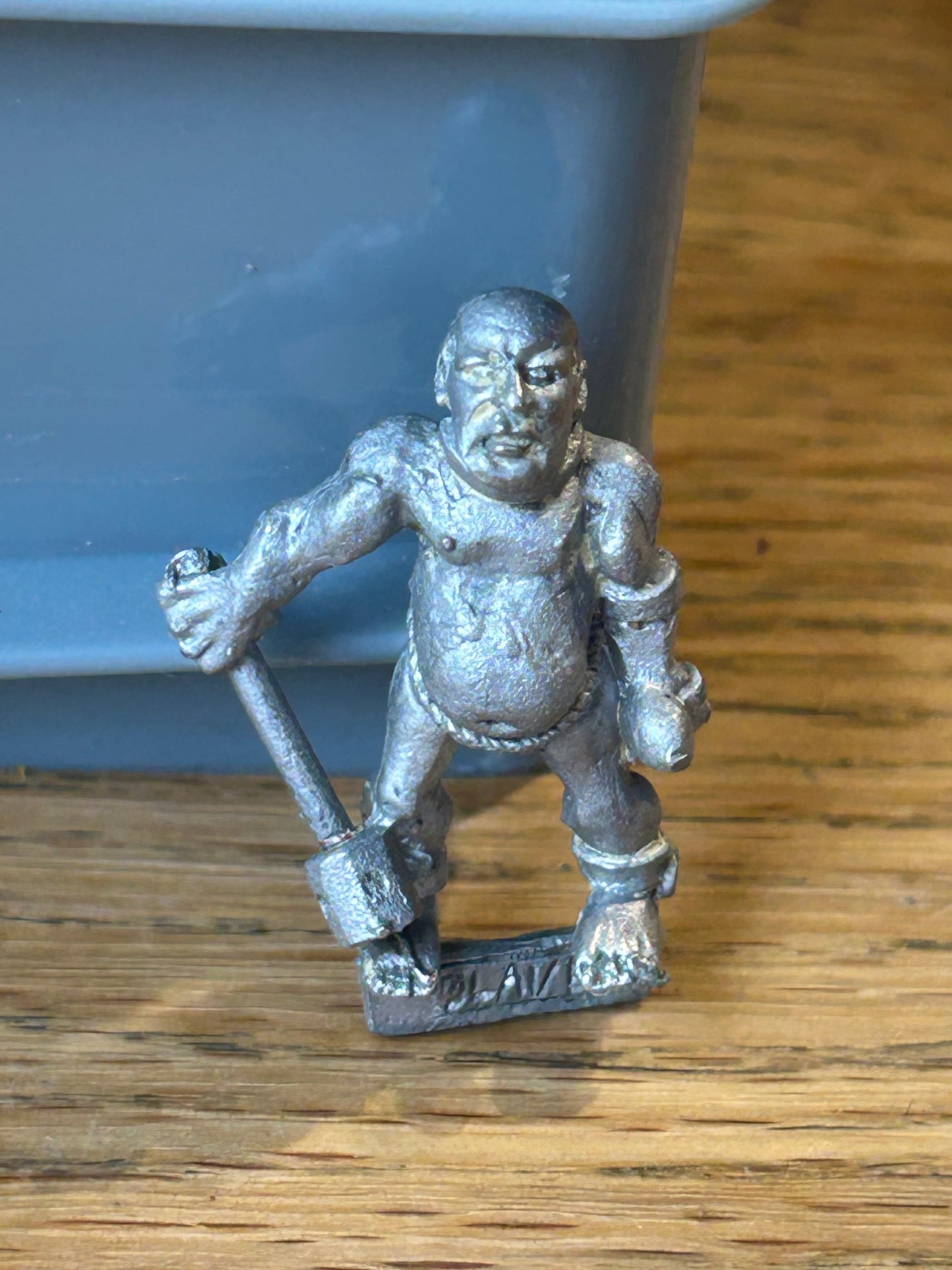 Warhammer fantasy slann lizardmen C32 (87-01)
Polg (Slave)