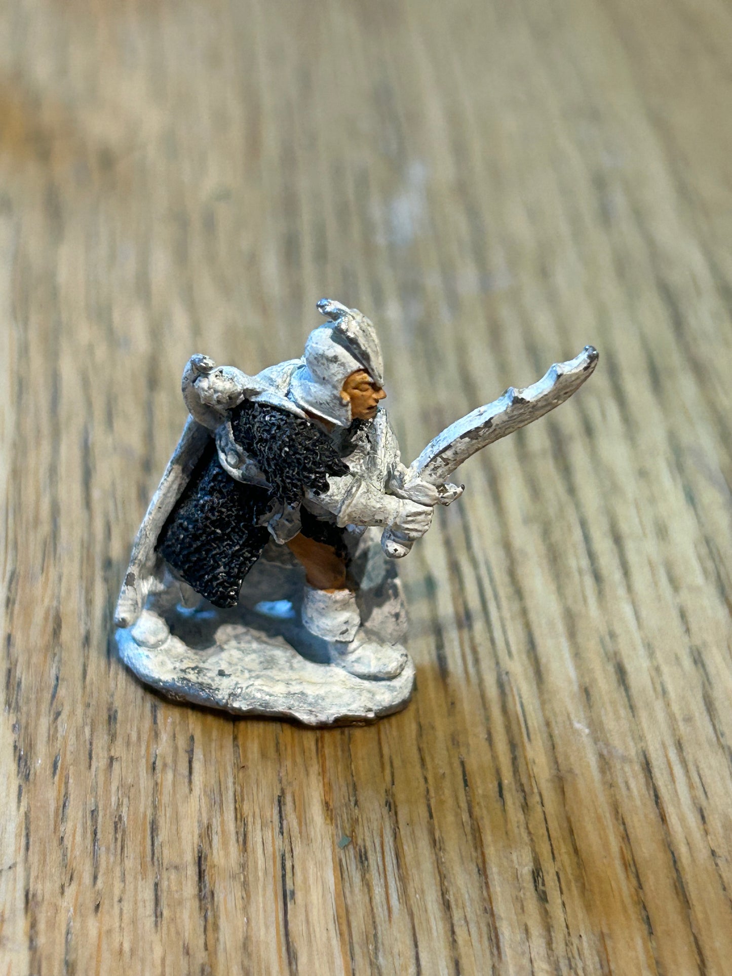 Citadel 'C' Series C09 Dark Elf black guard guardsman with sword and great bow  pre slotta warhammer fantasy