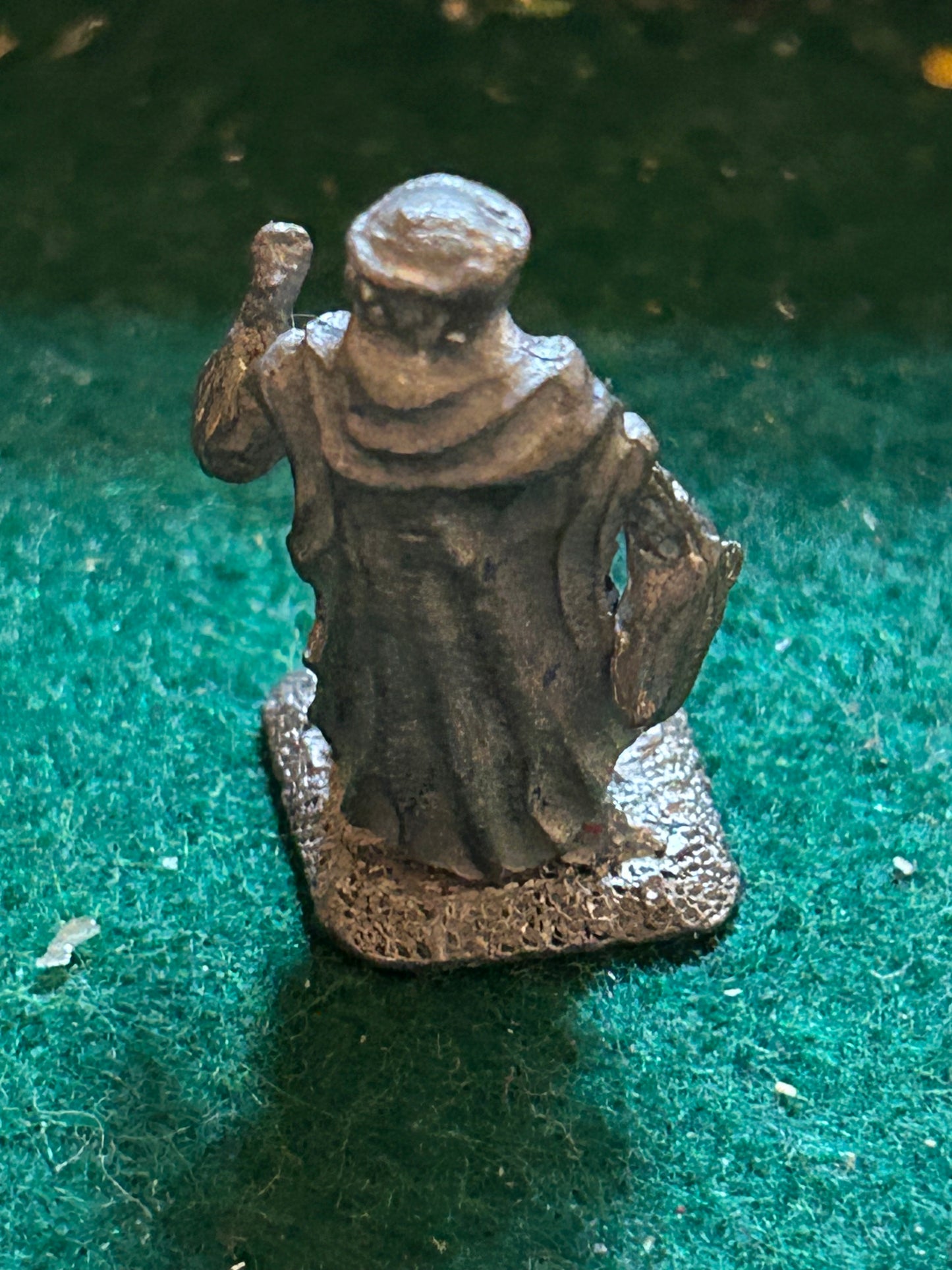 Hinchliffe miniatures Robin Hood RH8 maid Marion