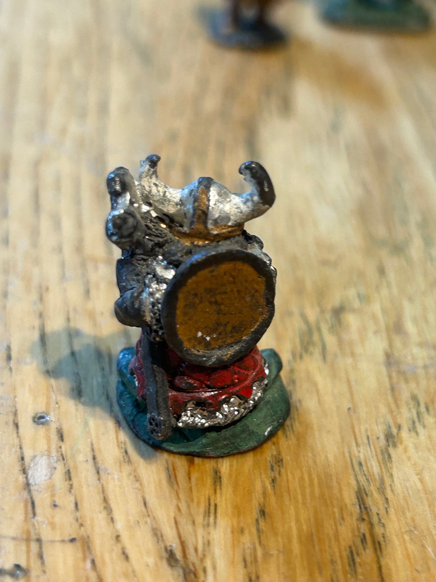 Warhammer Citadel C06 Northern Dwarf with axe - Metal 2C-07