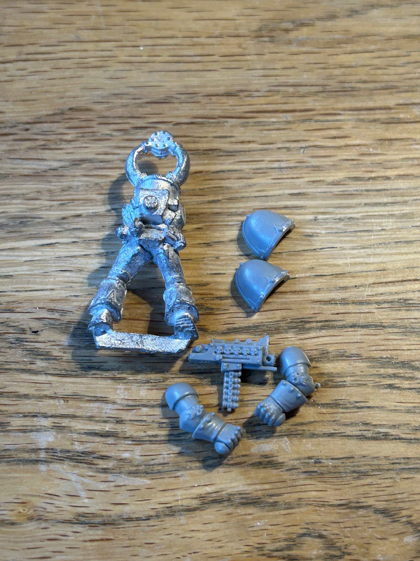 Warhammer 40k chaos space marines second edition space marine (no backpack)