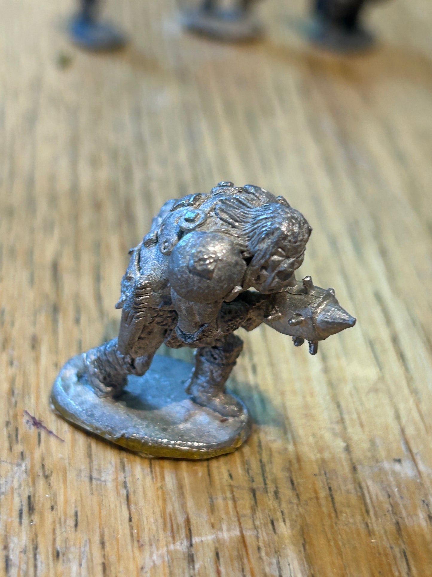 Citadel - Chronicle -  Pre Slotta - Warhammer fantasy - CM09 - Hobgoblin with two handed weapon
