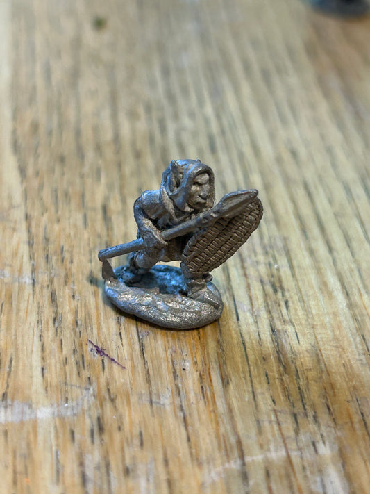 Pre-slotta Citadel Miniatures C14 Lesser Night Goblin with spear and Shield