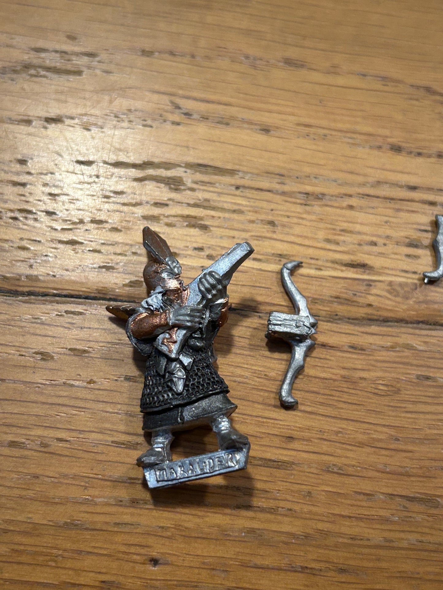 Warhammer Fantasy Old World Dark Elf Crossbowman marauder miniatures