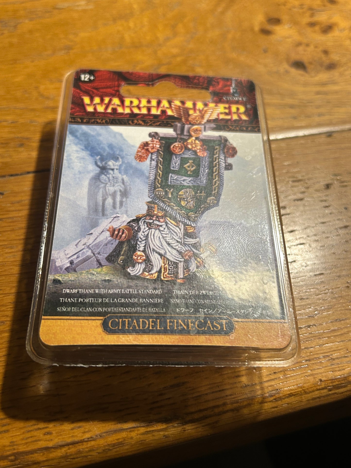 Warhammer Old World Dwarf Thane Battle Standard Bearer Finecast new in blister