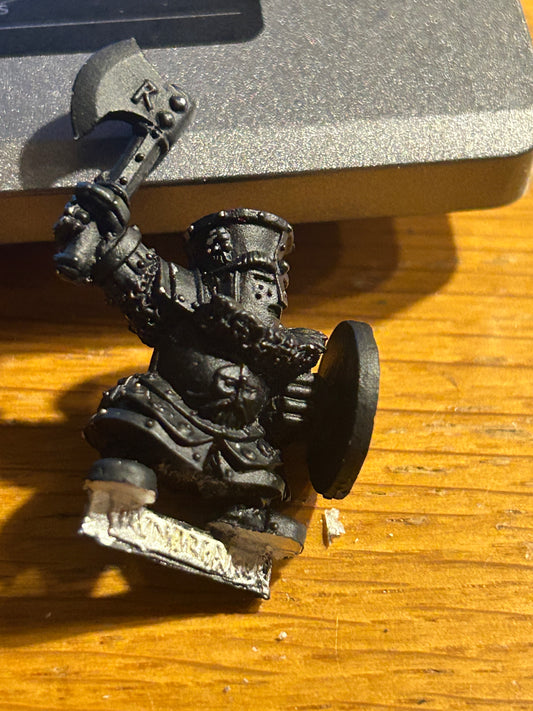 Warhammer fantasy dwarf iron breaker old world metal