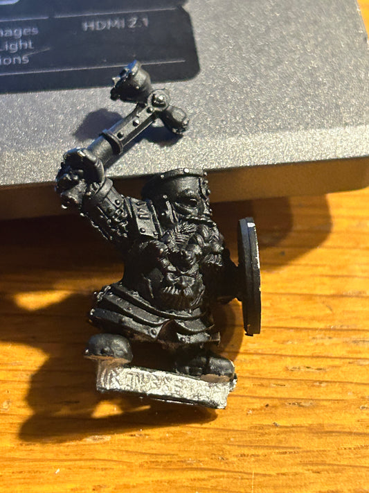 Warhammer fantasy dwarf iron breaker old world metal