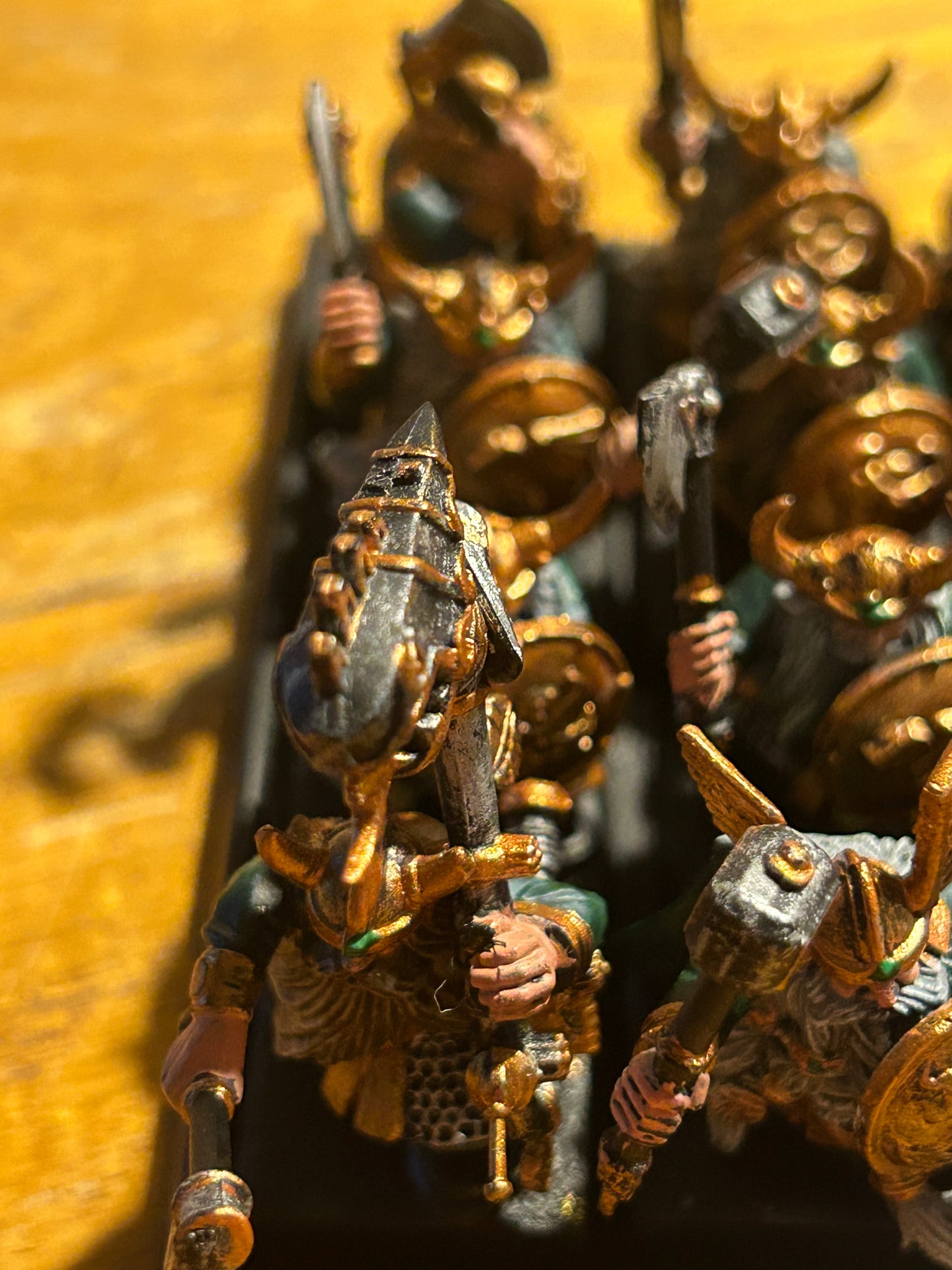 Warhammer fantasy old world plastic dwarf clansmen with hand weapon and shield including command x32