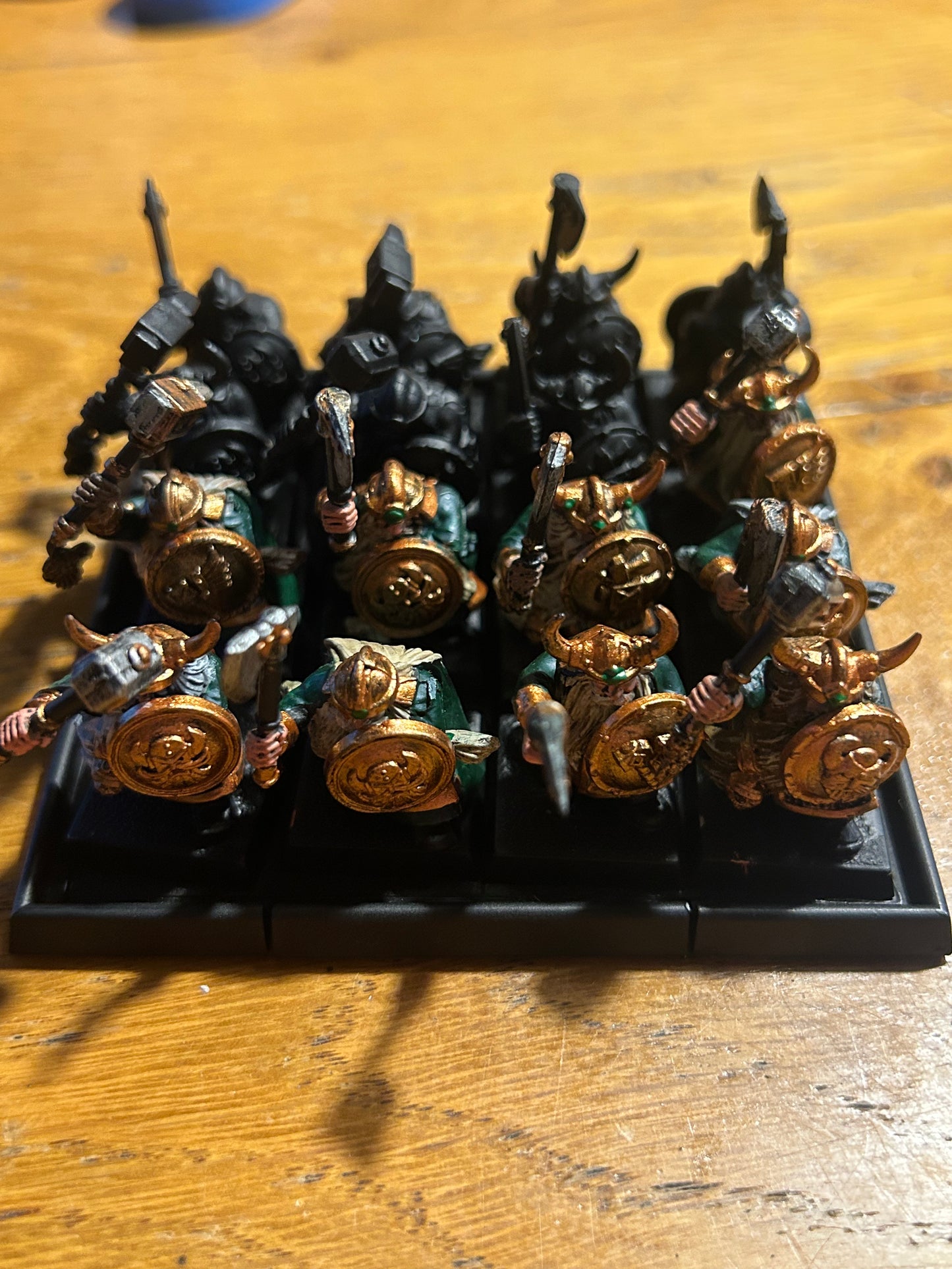 Warhammer fantasy old world plastic dwarf clansmen with hand weapon and shield including command x32