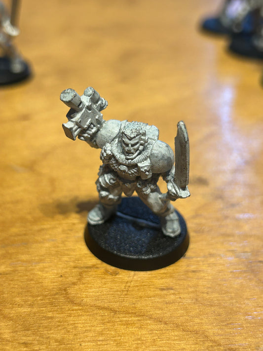 Scout - bolt pistol & sword - Space Marine - Metal - 3 available
