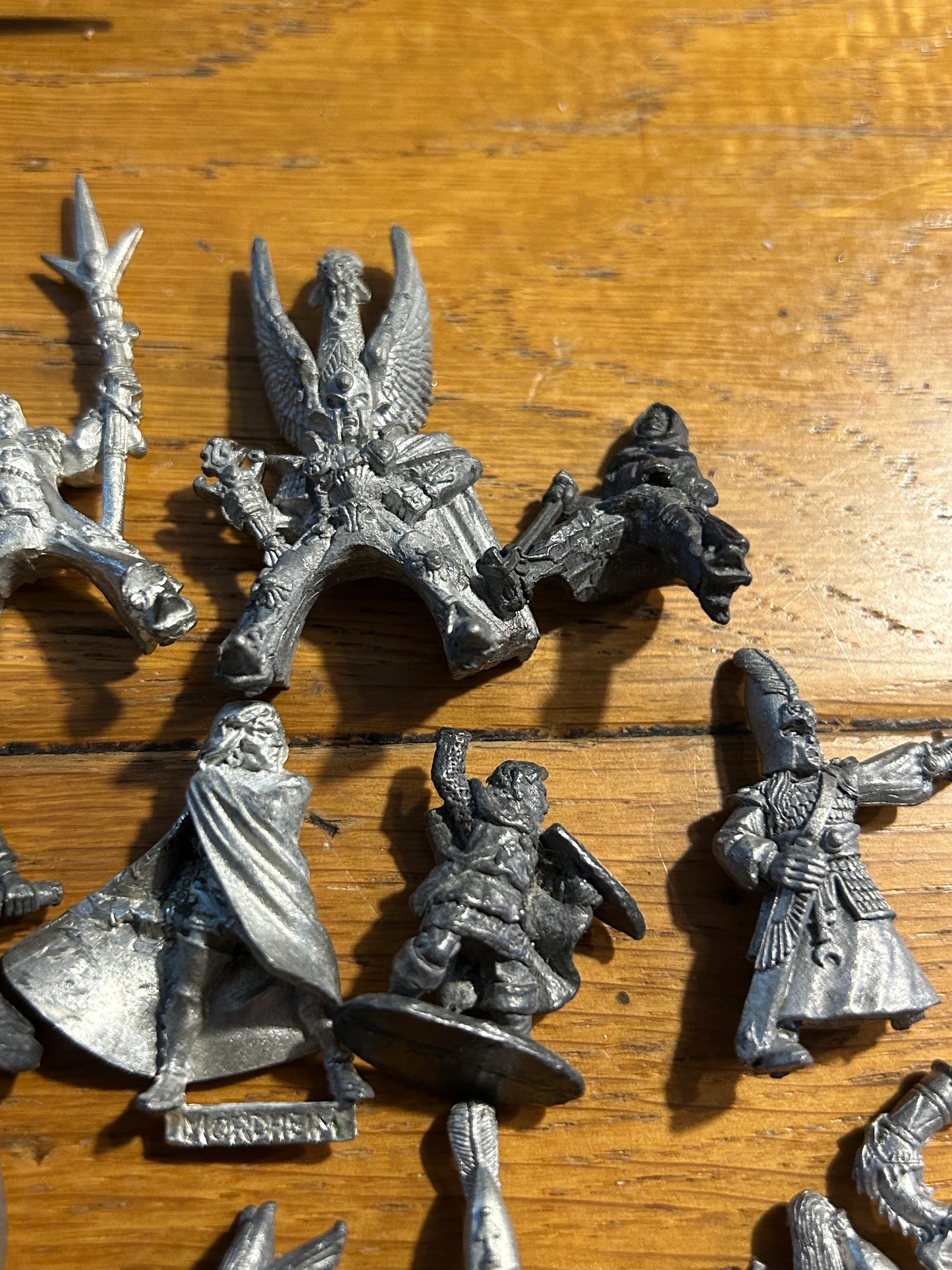 Collection of 11 broken/damaged high and wood elf models
