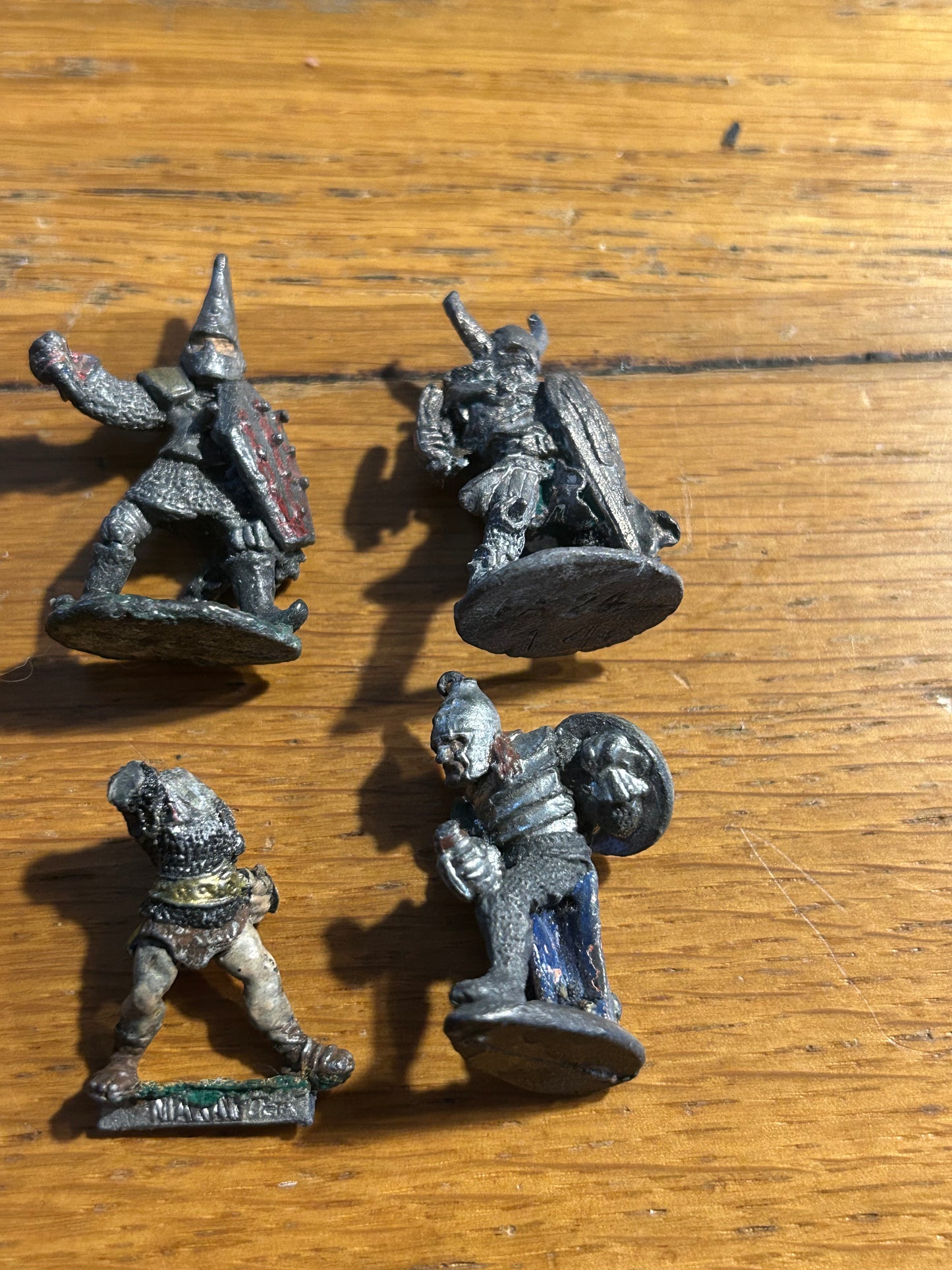 Warhammer fantasy warriors of chaos broken miniatures x4