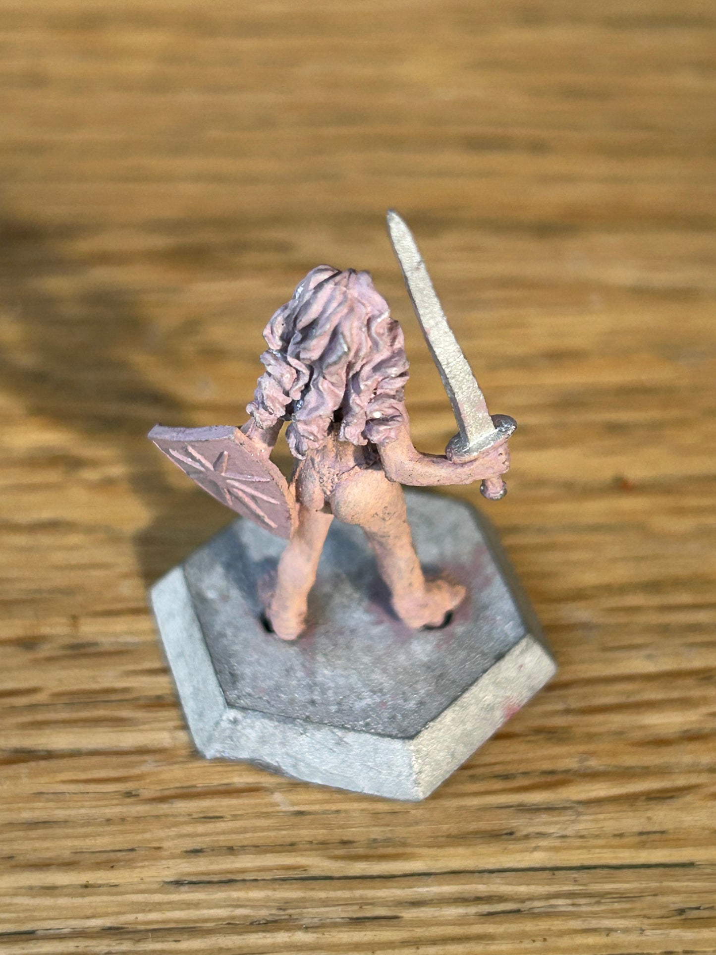 Thunderbolt Mountain Fantasy Mini 25mm Female Barbarian (Limited Ed)