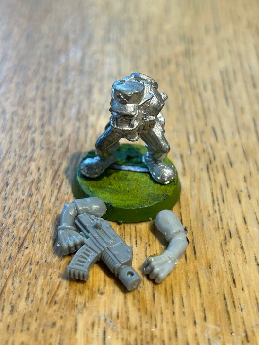 Warhammer 40k Ork Boy Boyz Blood Axe With Kepi  Metal 1988