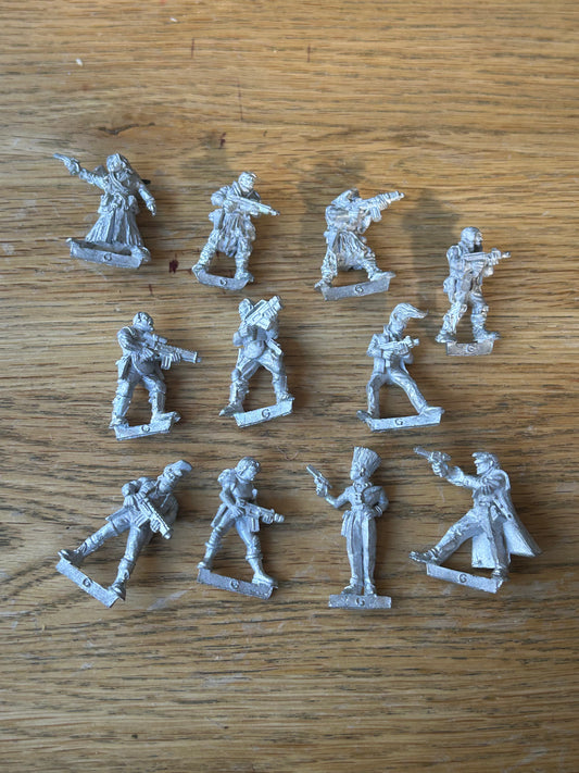 Future skirmish miniatures x11 (great for necromunda or stargrave)