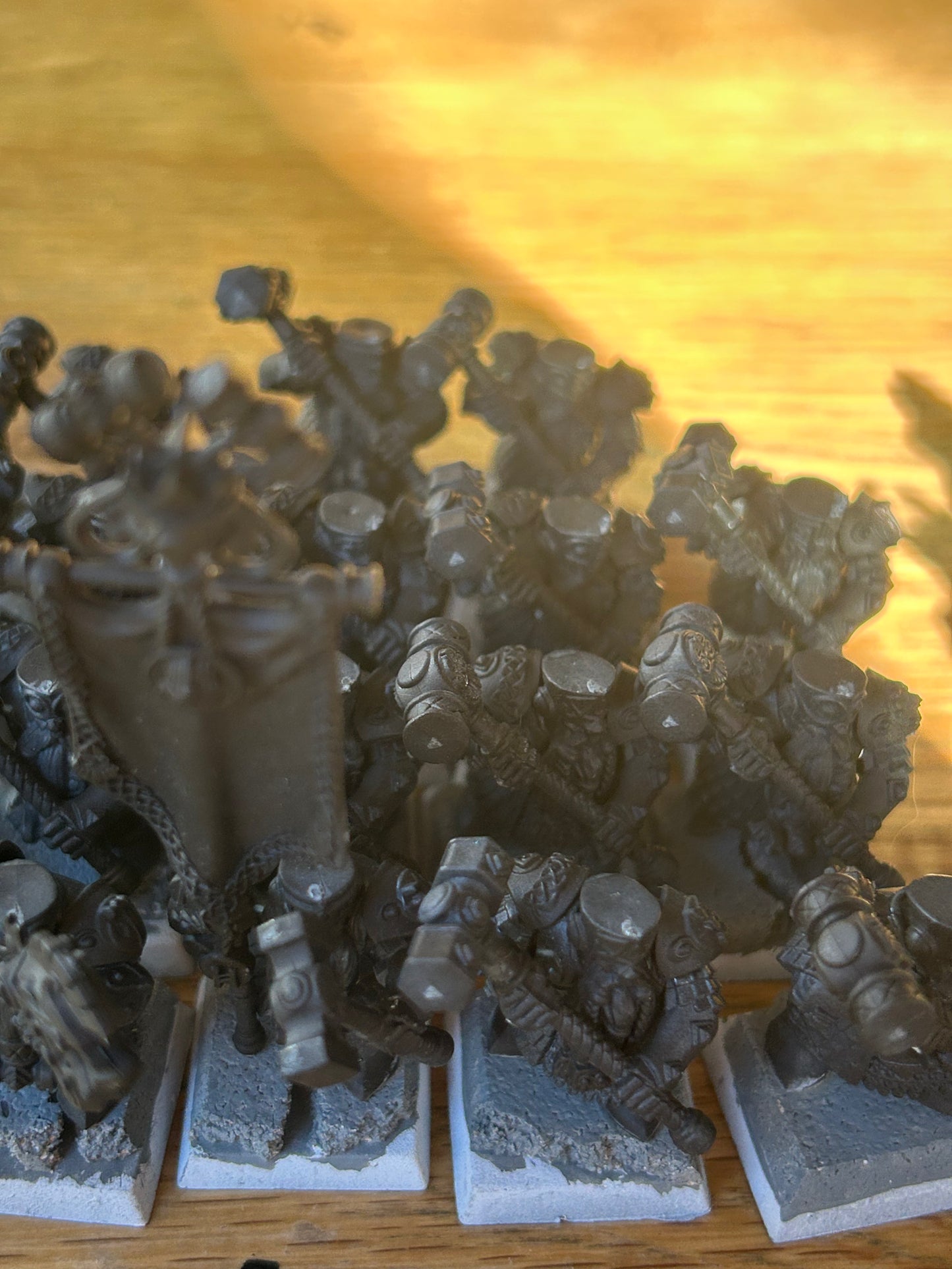 Warhammer fantasy plastic dwarf hammerers x19 complete, plus 8 bodies