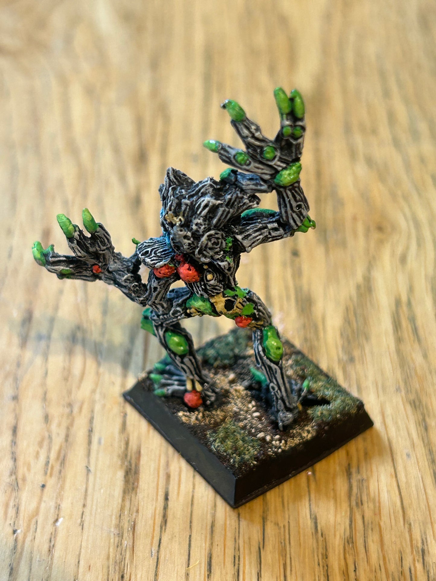 Warhammer fantasy wood elf OOP metal dryad (really well painted)