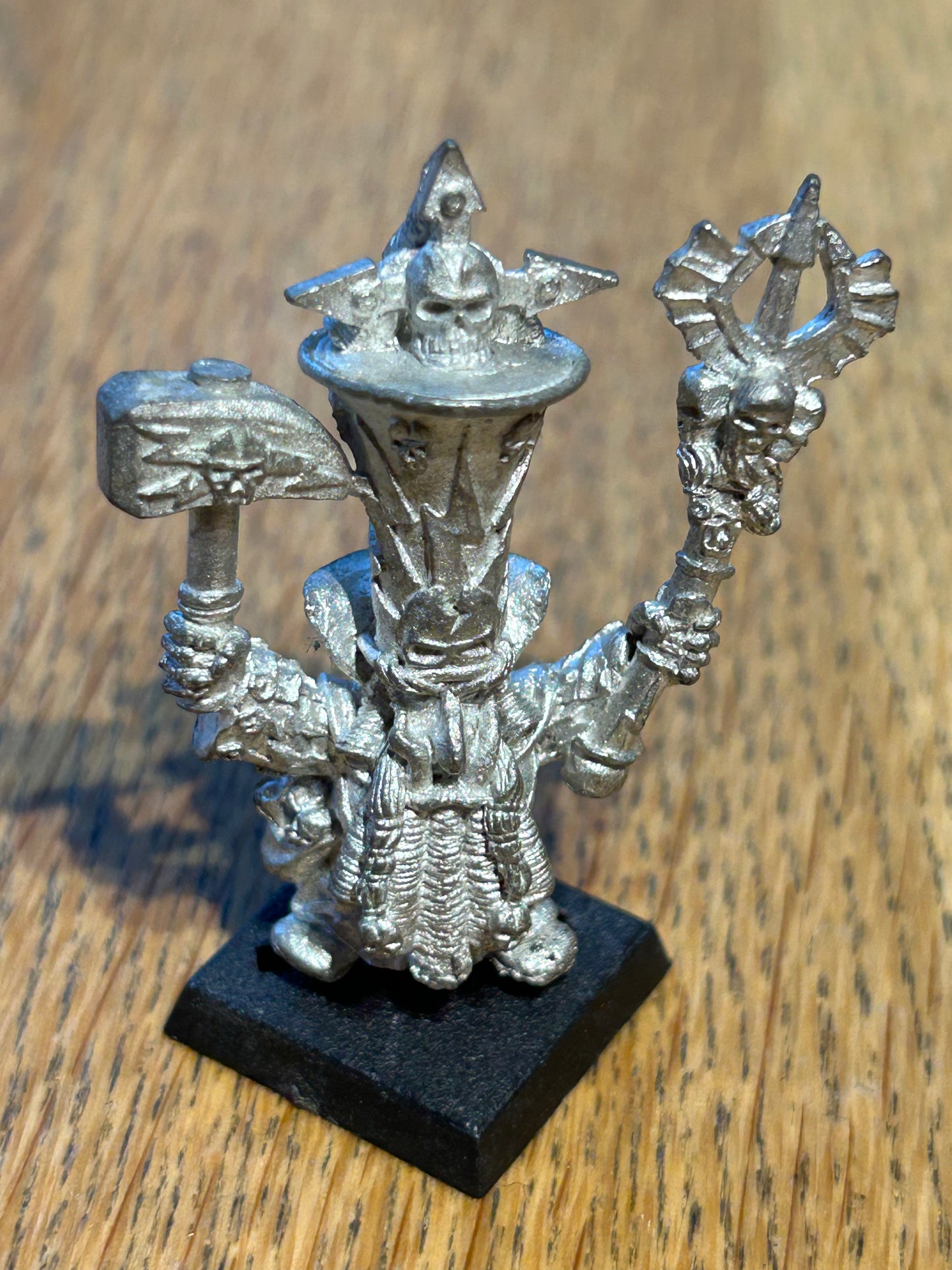 Warhammer Chaos Dwarf Dwarves Sorcerer Hero Metal Figure 1992 Games Workshop  (no back banner)